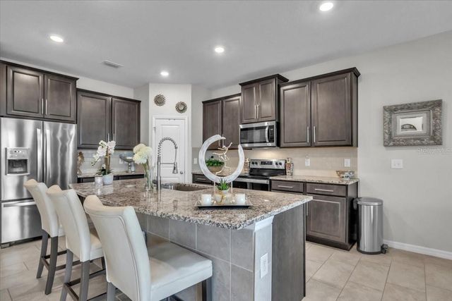 5313 HALEWOOD COURT, Bradenton, FL 34211