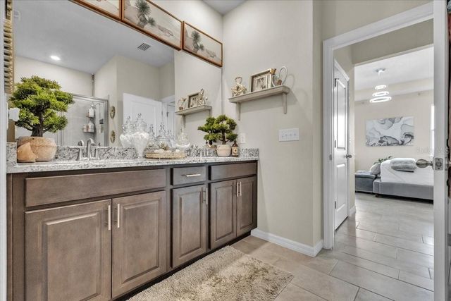 5313 HALEWOOD COURT, Bradenton, FL 34211