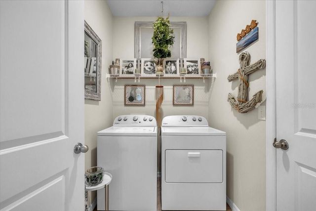 5313 HALEWOOD COURT, Bradenton, FL 34211