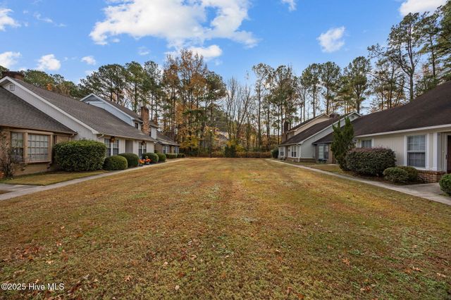 126 Oakmont Drive, Greenville, NC 27858