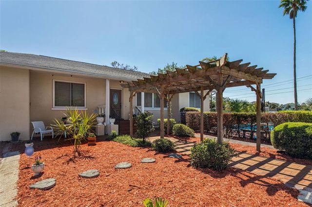 101 PAMPAS AVENUE, Tarpon Springs, FL 34689