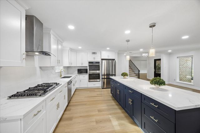 11815 Drexelbrook Drive, Houston, TX 77077