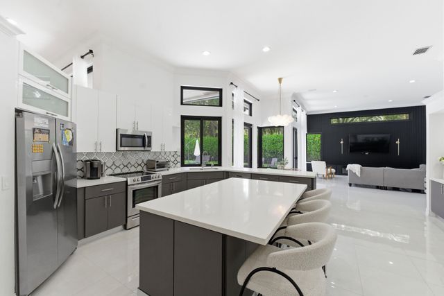 10060 NW 62nd Street, Parkland, FL 33076