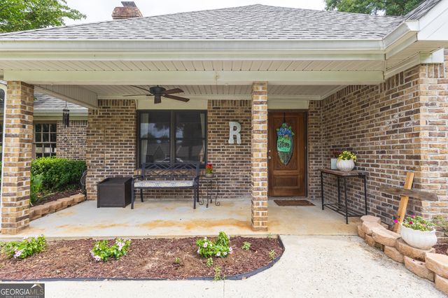 107 Loch Mere Drive, Kathleen, GA 31047
