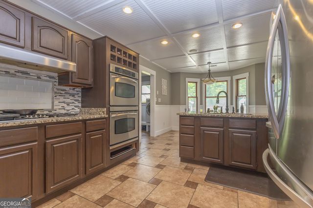 107 Loch Mere Drive, Kathleen, GA 31047
