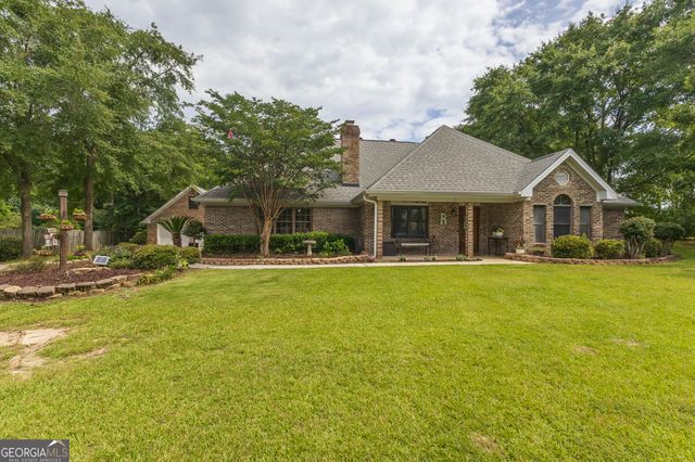 107 Loch Mere Drive, Kathleen, GA 31047