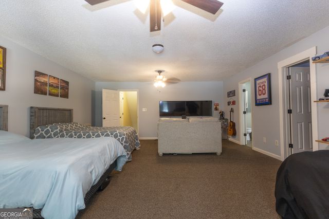 107 Loch Mere Drive, Kathleen, GA 31047
