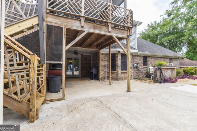107 Loch Mere Drive, Kathleen, GA 31047