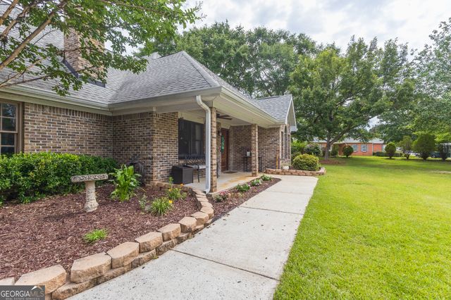 107 Loch Mere Drive, Kathleen, GA 31047