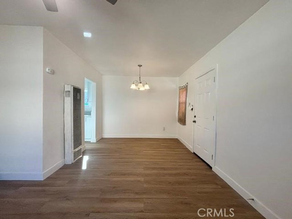2214 E 111th, Los Angeles, CA 90059 — photo 3