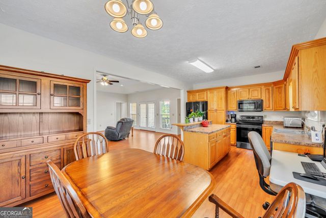 1017 Daniel Estates Lane, Dexter, GA 31019