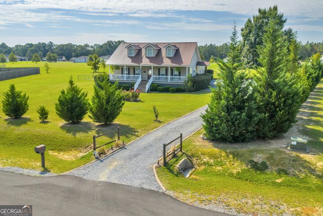 1017 Daniel Estates Lane, Dexter, GA 31019