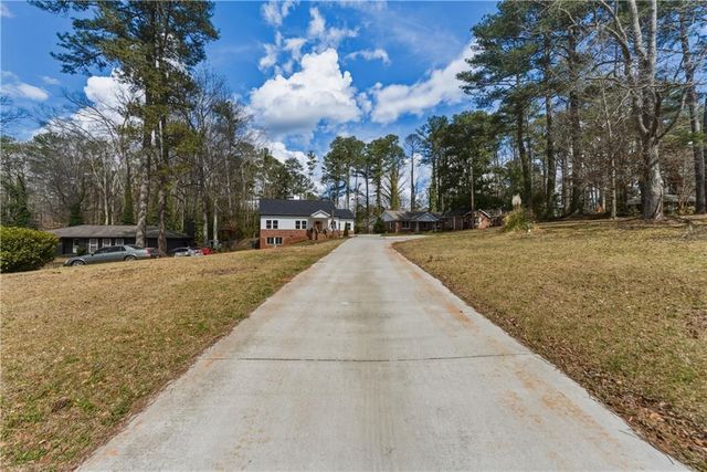 2515 Hogan Road, Atlanta, GA 30344