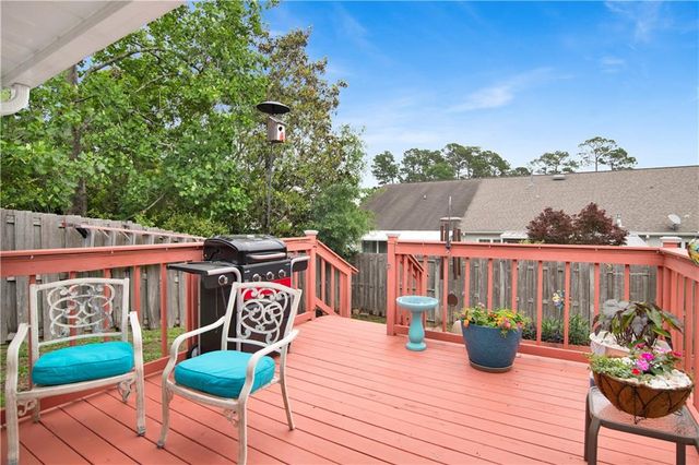 643 Spring Lake Court, Mobile, AL 36695