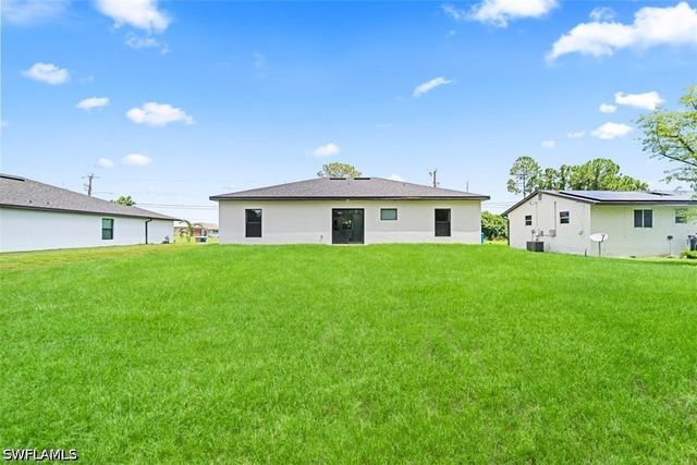 2811 1st St Sw, Lehigh Acres, FL 33976