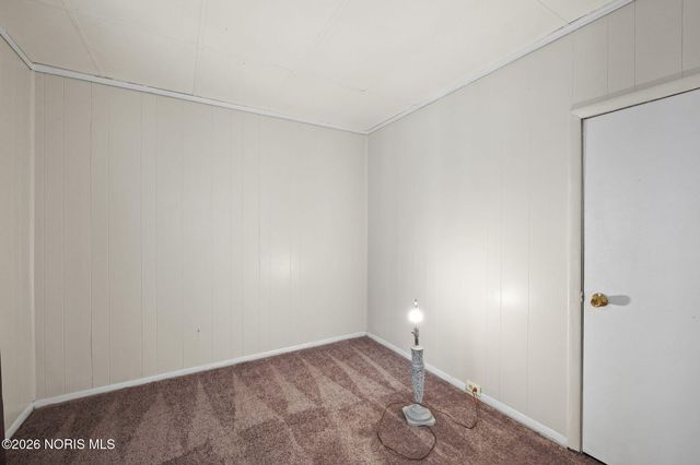 310 Jennings Road, Rossford, OH 43460