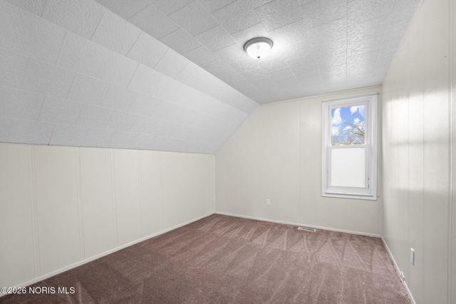 310 Jennings Road, Rossford, OH 43460