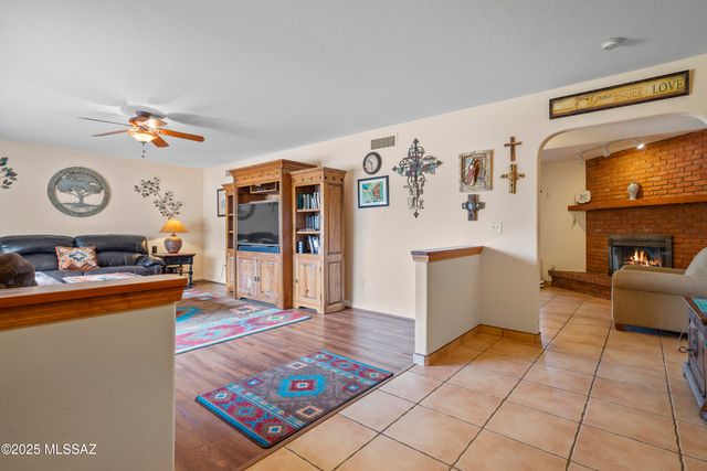 11101 E Calle Vaqueros, Tucson, AZ 85749