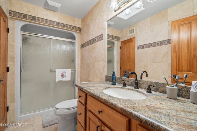 11101 E Calle Vaqueros, Tucson, AZ 85749