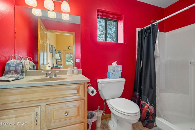 11101 E Calle Vaqueros, Tucson, AZ 85749