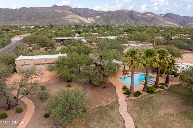 11101 E Calle Vaqueros, Tucson, AZ 85749