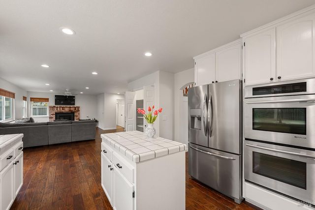 2490 Creek Meadow Dr, Santa Rosa, CA 95404