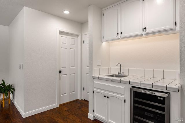 2490 Creek Meadow Dr, Santa Rosa, CA 95404