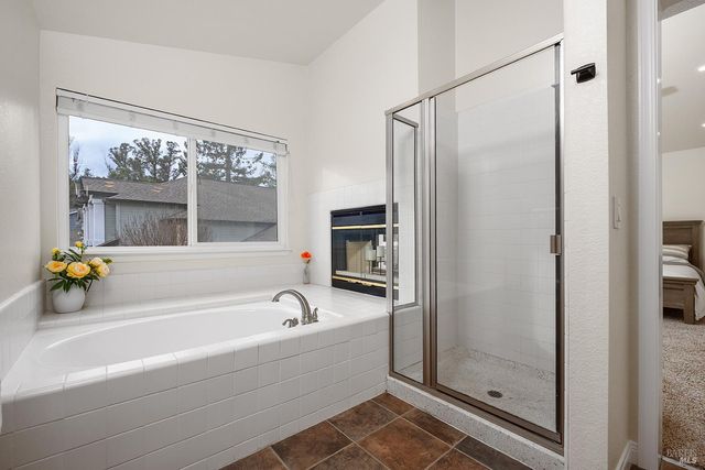 2490 Creek Meadow Dr, Santa Rosa, CA 95404