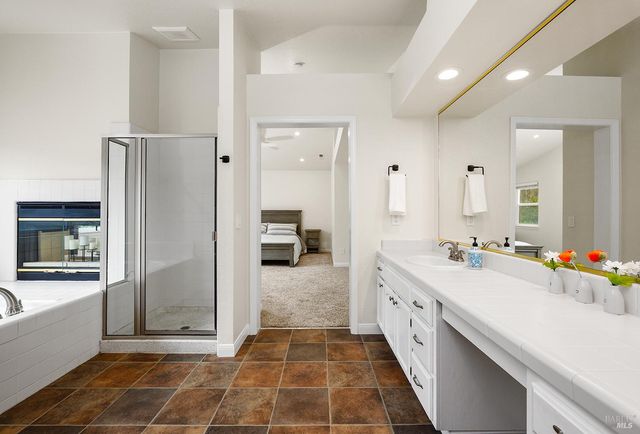 2490 Creek Meadow Dr, Santa Rosa, CA 95404