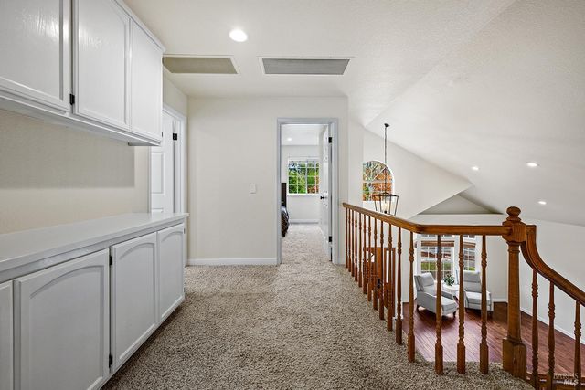 2490 Creek Meadow Dr, Santa Rosa, CA 95404