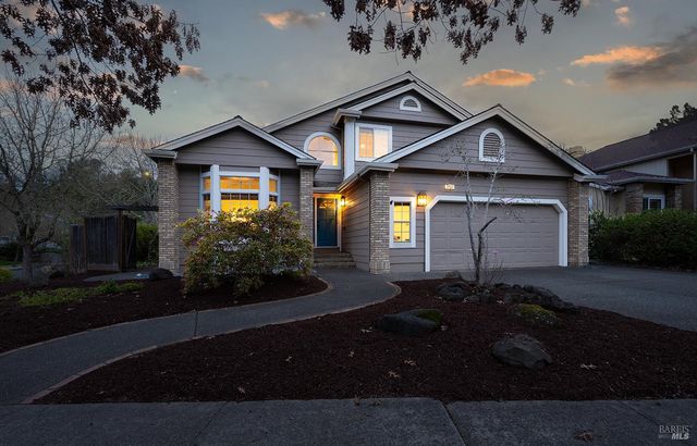 2490 Creek Meadow Dr, Santa Rosa, CA 95404