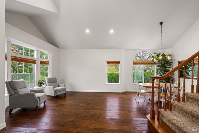 2490 Creek Meadow Dr, Santa Rosa, CA 95404