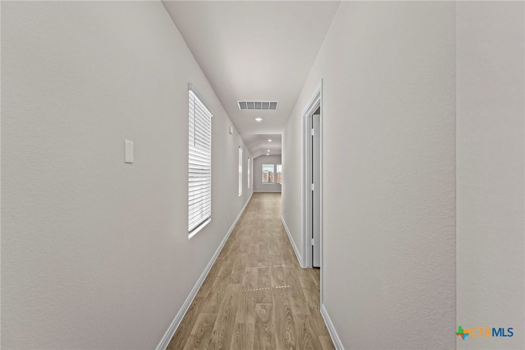 Image 2 of property listing at 125 Raymondville Path, San Marcos, TX 78666