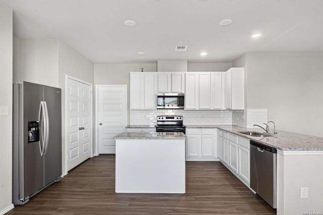 153 ANTELOPE VLY, San Antonio, TX 78253
