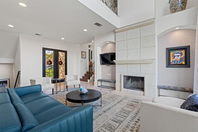 5706 Long CT, Austin, TX 78730