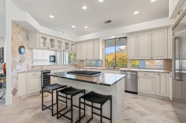 5706 Long CT, Austin, TX 78730