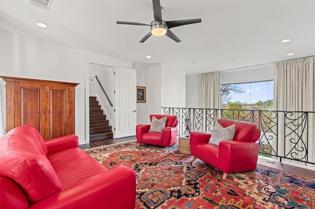 5706 Long CT, Austin, TX 78730