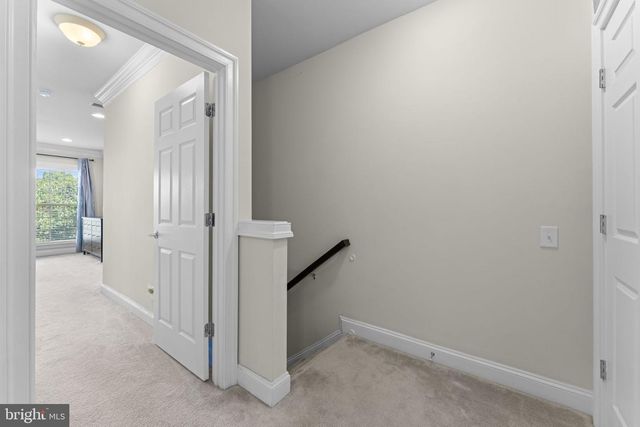 42831 BURRELL SQ, Ashburn, VA 20147