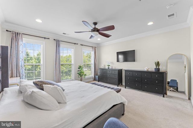42831 BURRELL SQ, Ashburn, VA 20147