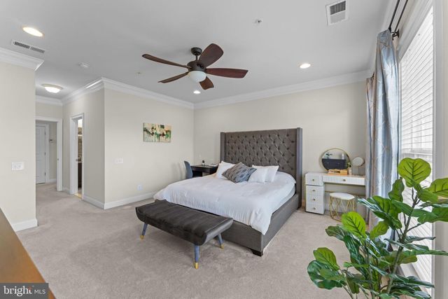 42831 BURRELL SQ, Ashburn, VA 20147