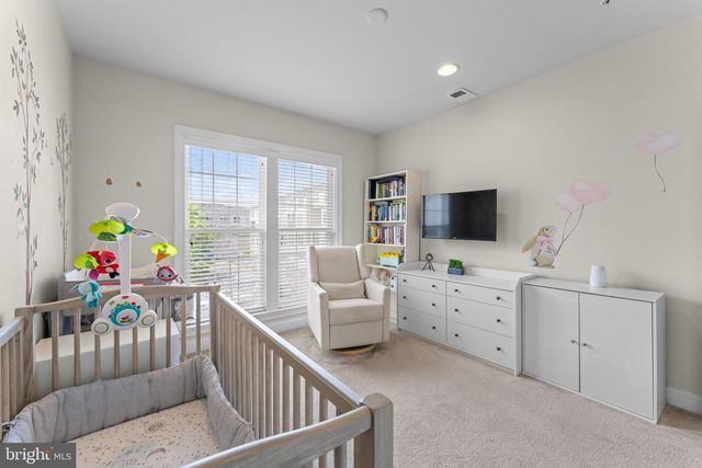 42831 BURRELL SQ, Ashburn, VA 20147