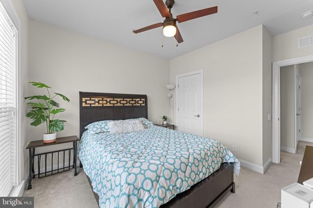 42831 BURRELL SQ, Ashburn, VA 20147