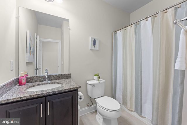 42831 BURRELL SQ, Ashburn, VA 20147