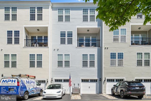42831 BURRELL SQ, Ashburn, VA 20147