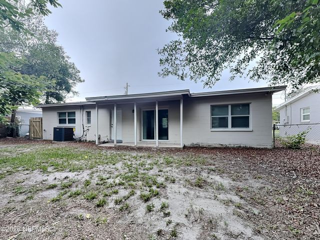 2489 QUAIL Avenue, Jacksonville, FL 32218