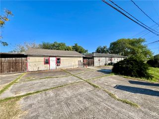 10030 Leopard St, Corpus Christi, TX 78410