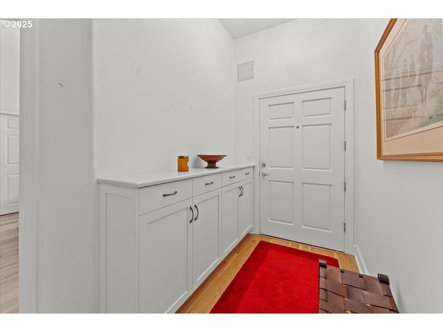 525 Se MARION St 21, Portland, OR 97202