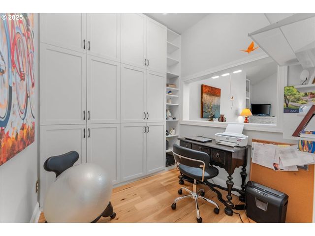 525 Se MARION St 21, Portland, OR 97202