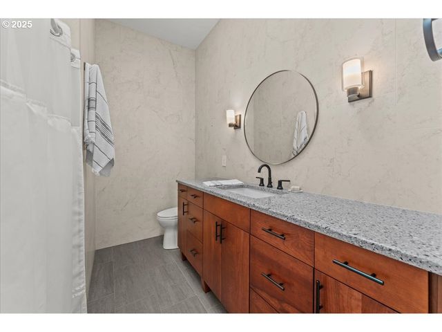 525 Se MARION St 21, Portland, OR 97202