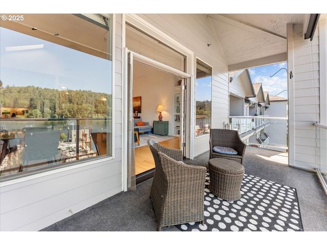 525 Se MARION St 21, Portland, OR 97202